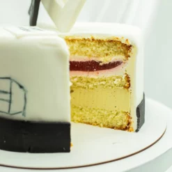 Торт Полуниця-банан